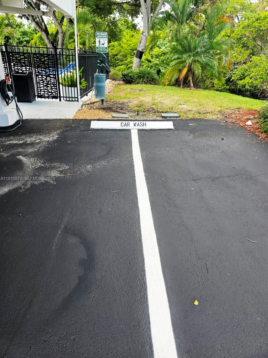 DRAKE TOWER CONDO - Residential