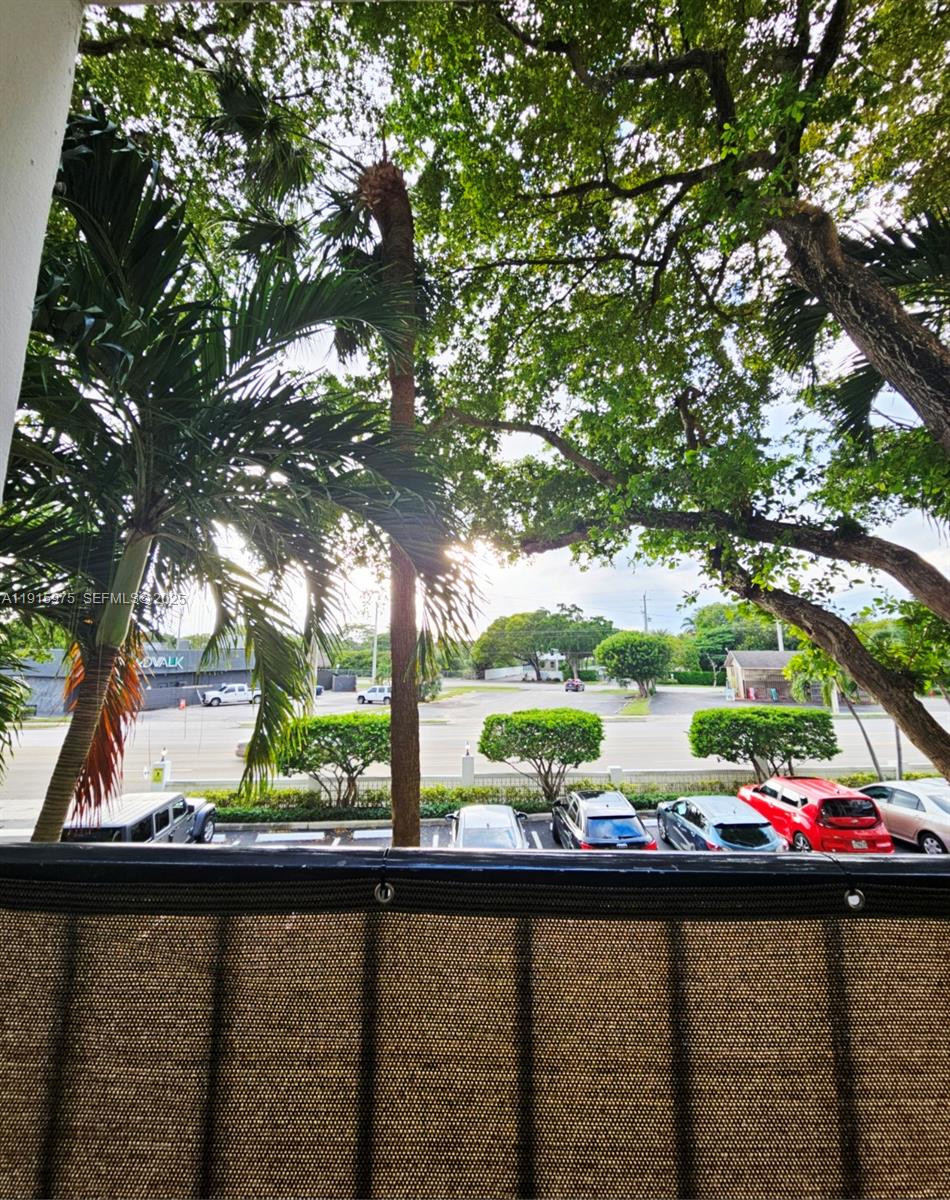 DRAKE TOWER CONDO - Residential