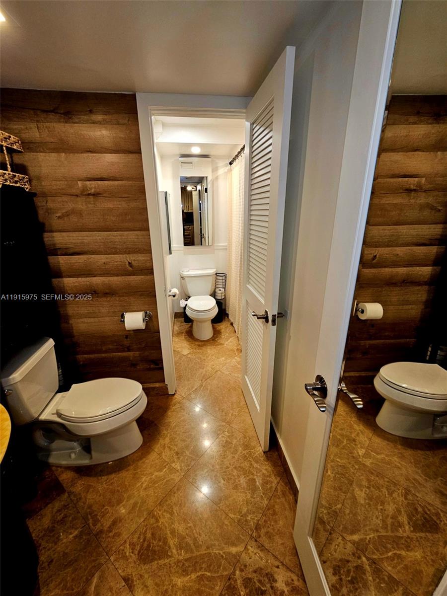 DRAKE TOWER CONDO - Residential