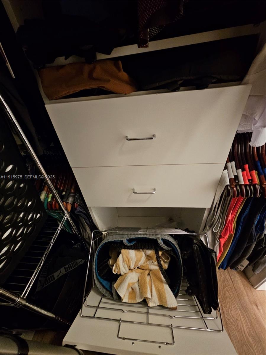 DRAKE TOWER CONDO - Residential