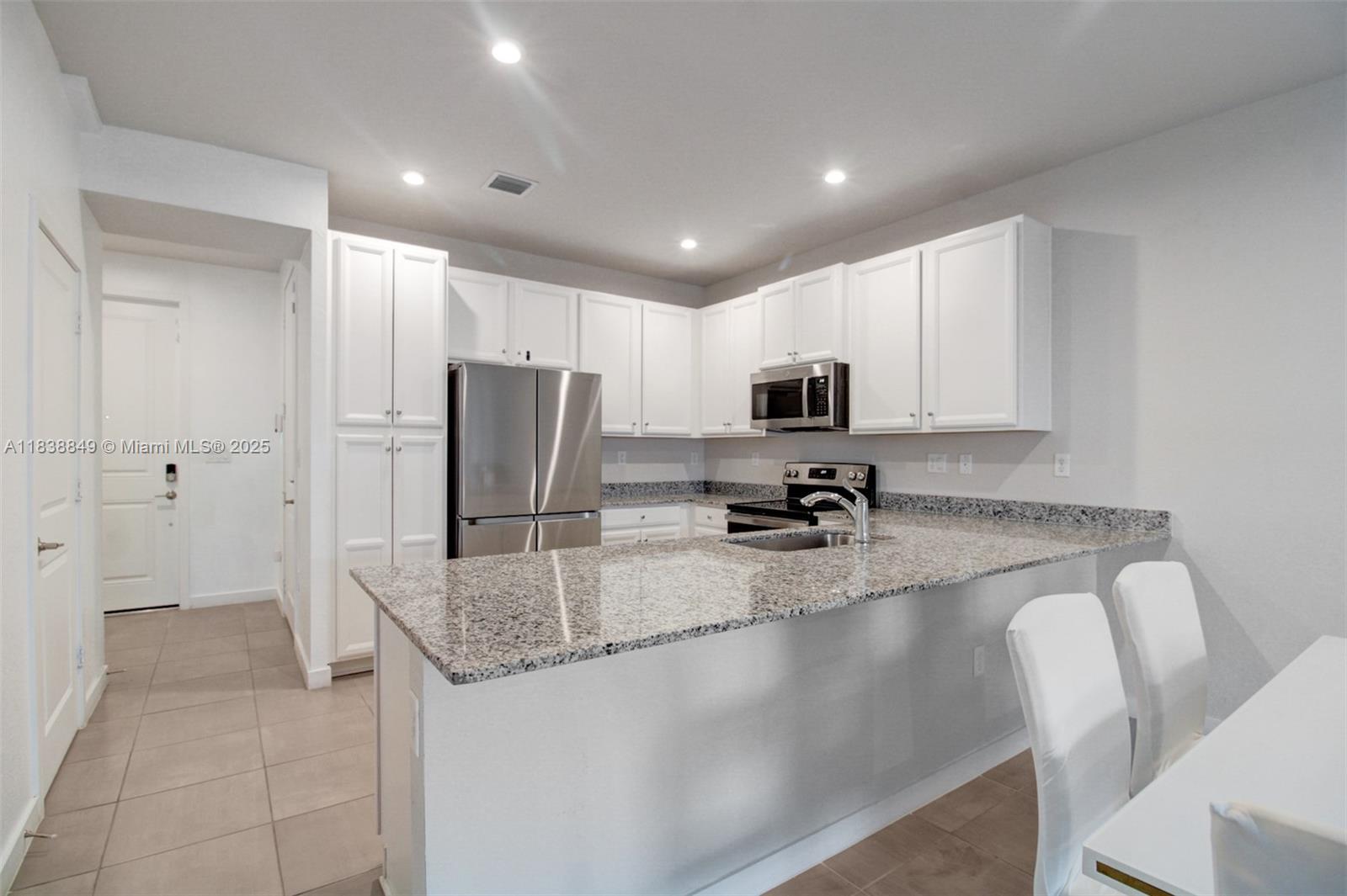 MC RESIDENTIAL - Residential