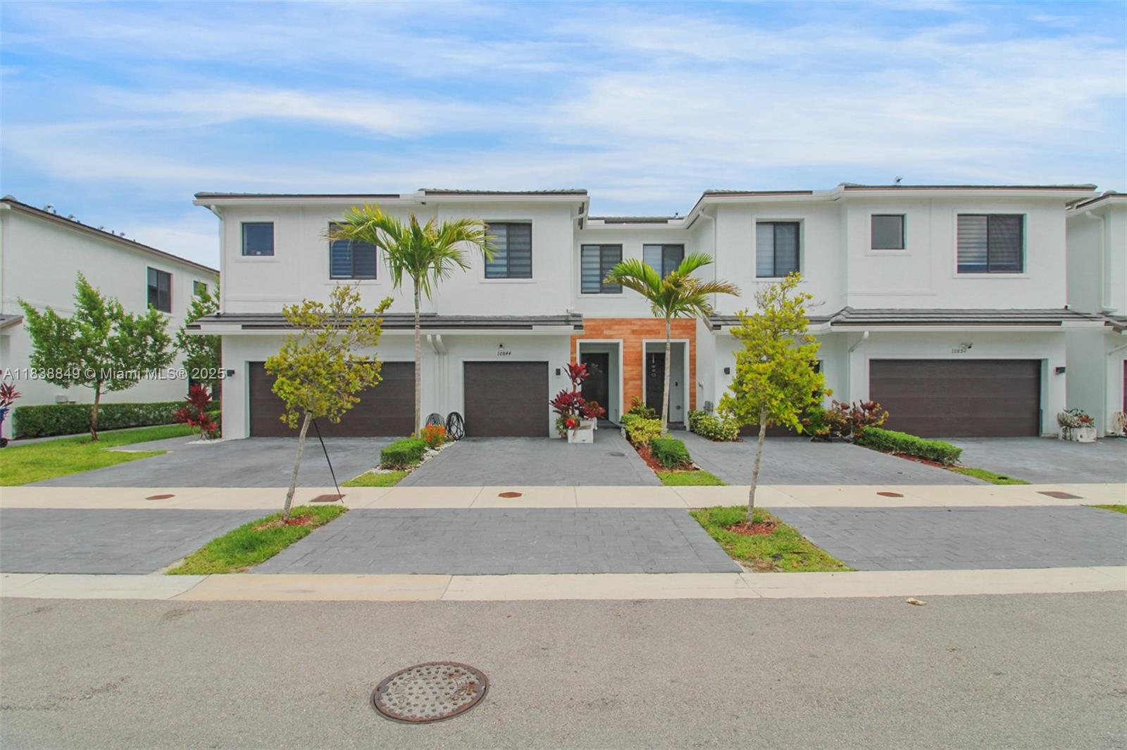 MC RESIDENTIAL - Residential