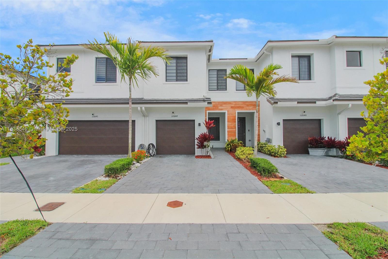 MC RESIDENTIAL - Residential