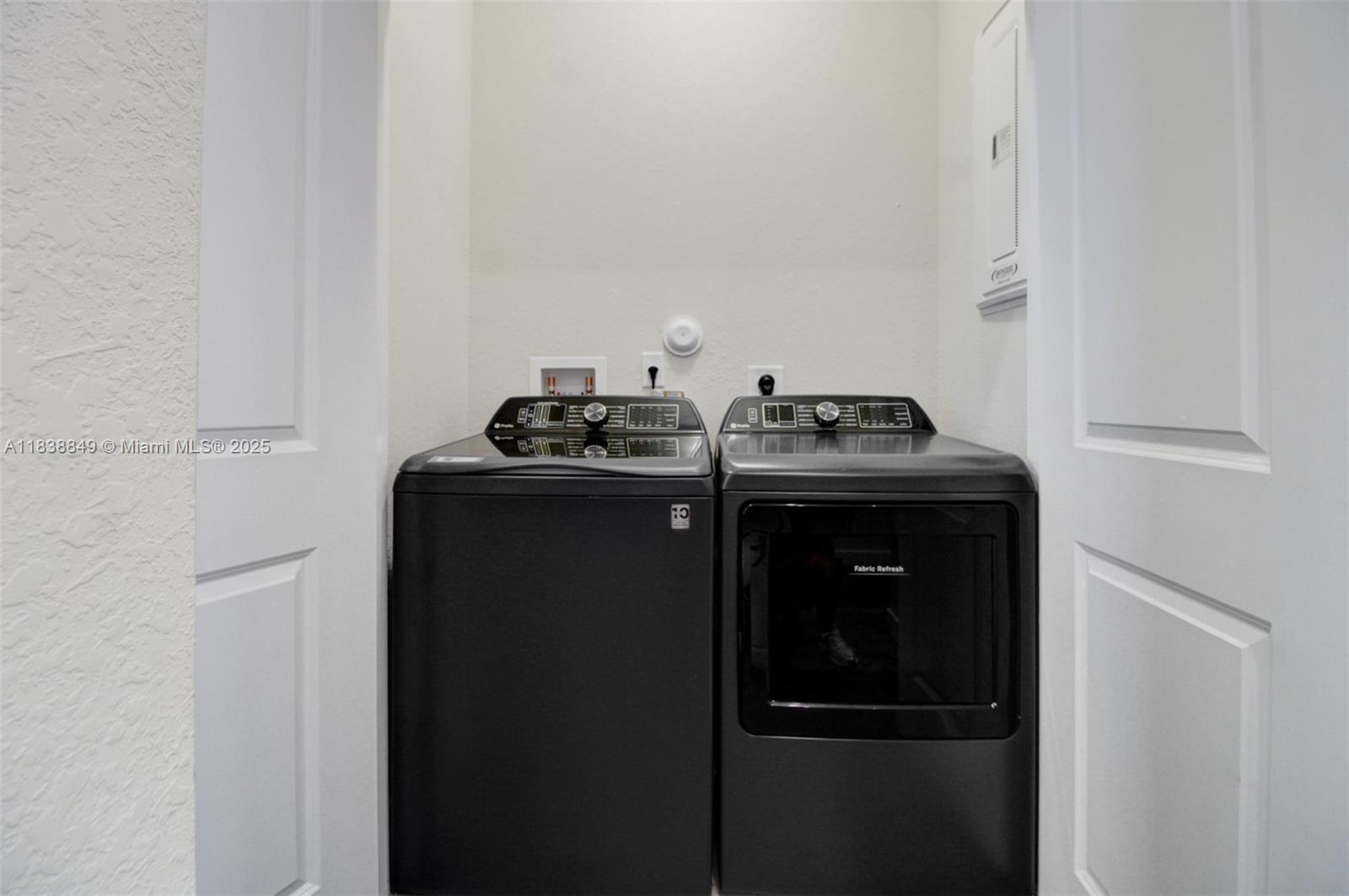 MC RESIDENTIAL - Residential