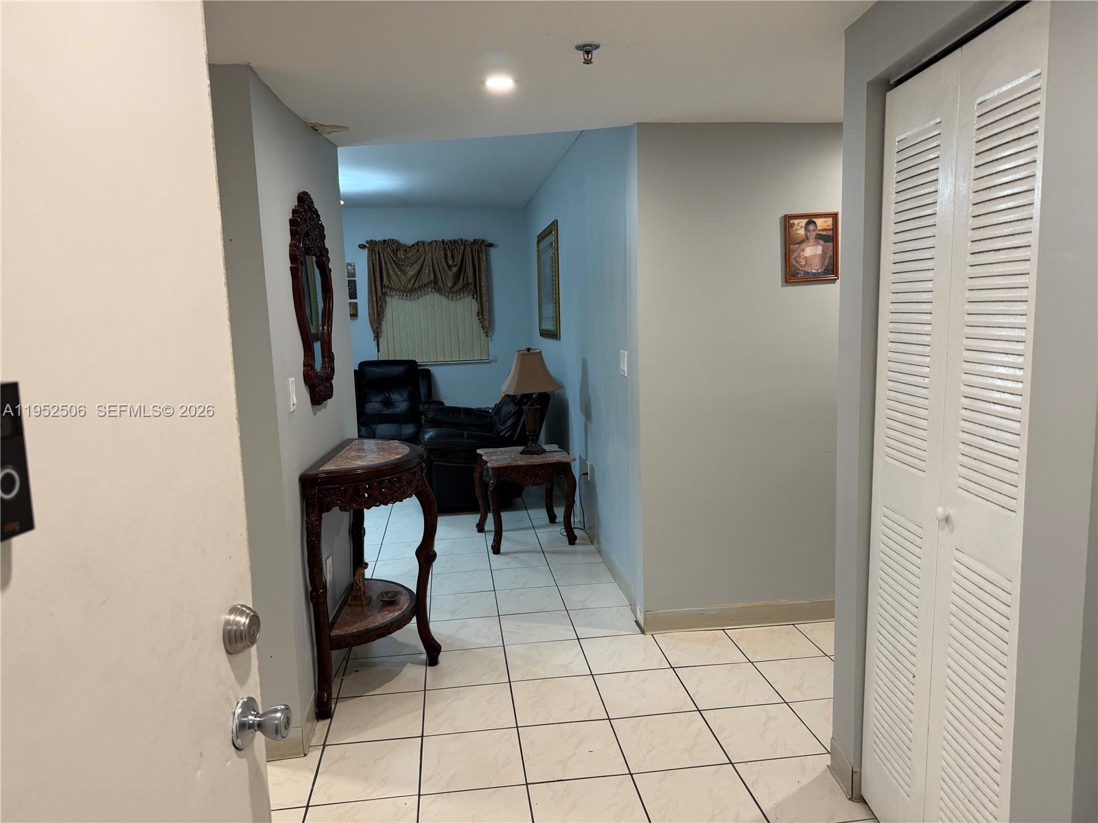 EAST SIDE CONDO - Residential