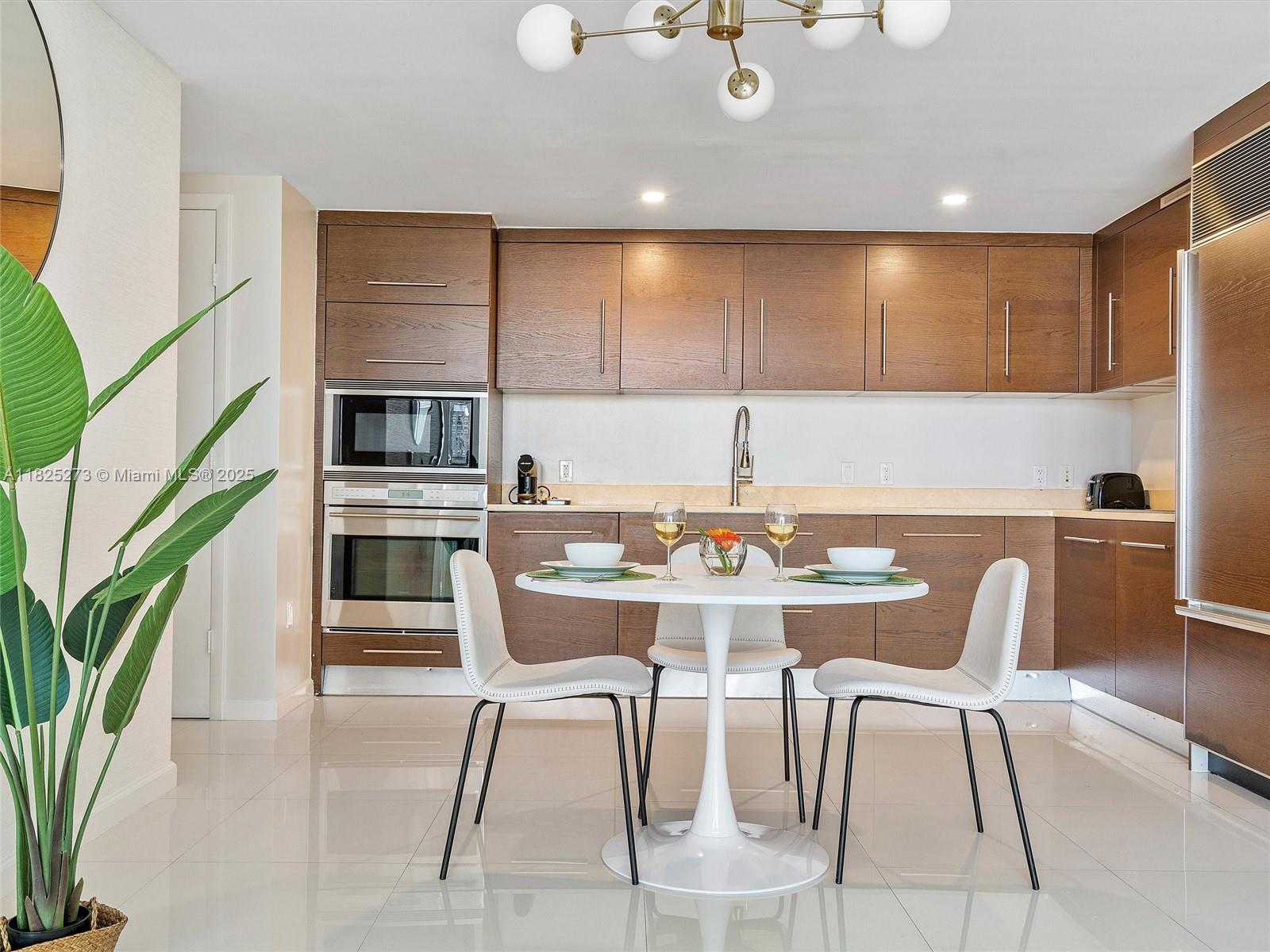 485 Brickell Ave 2501