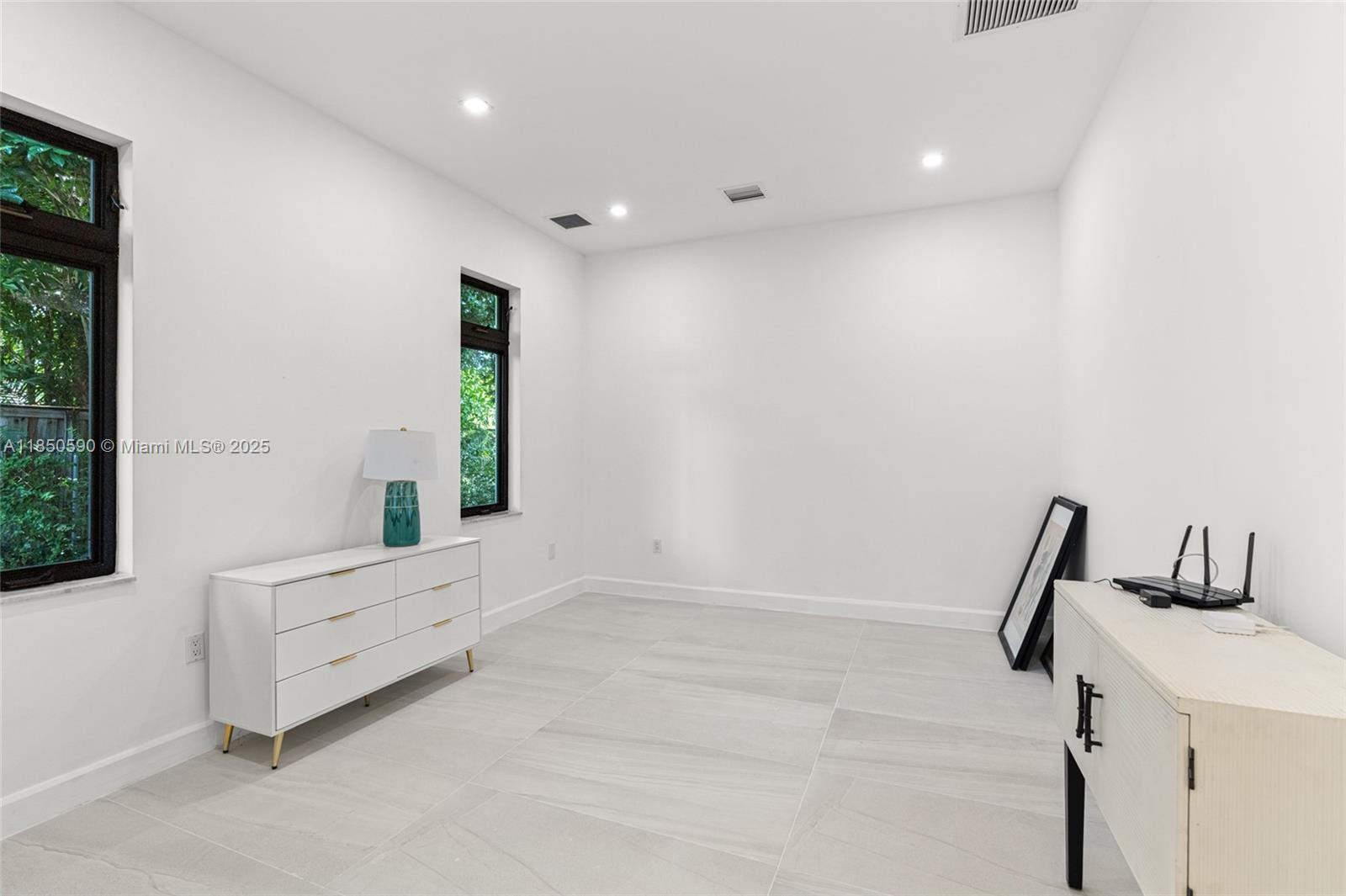 RIDGELINE ESTATES - Residential