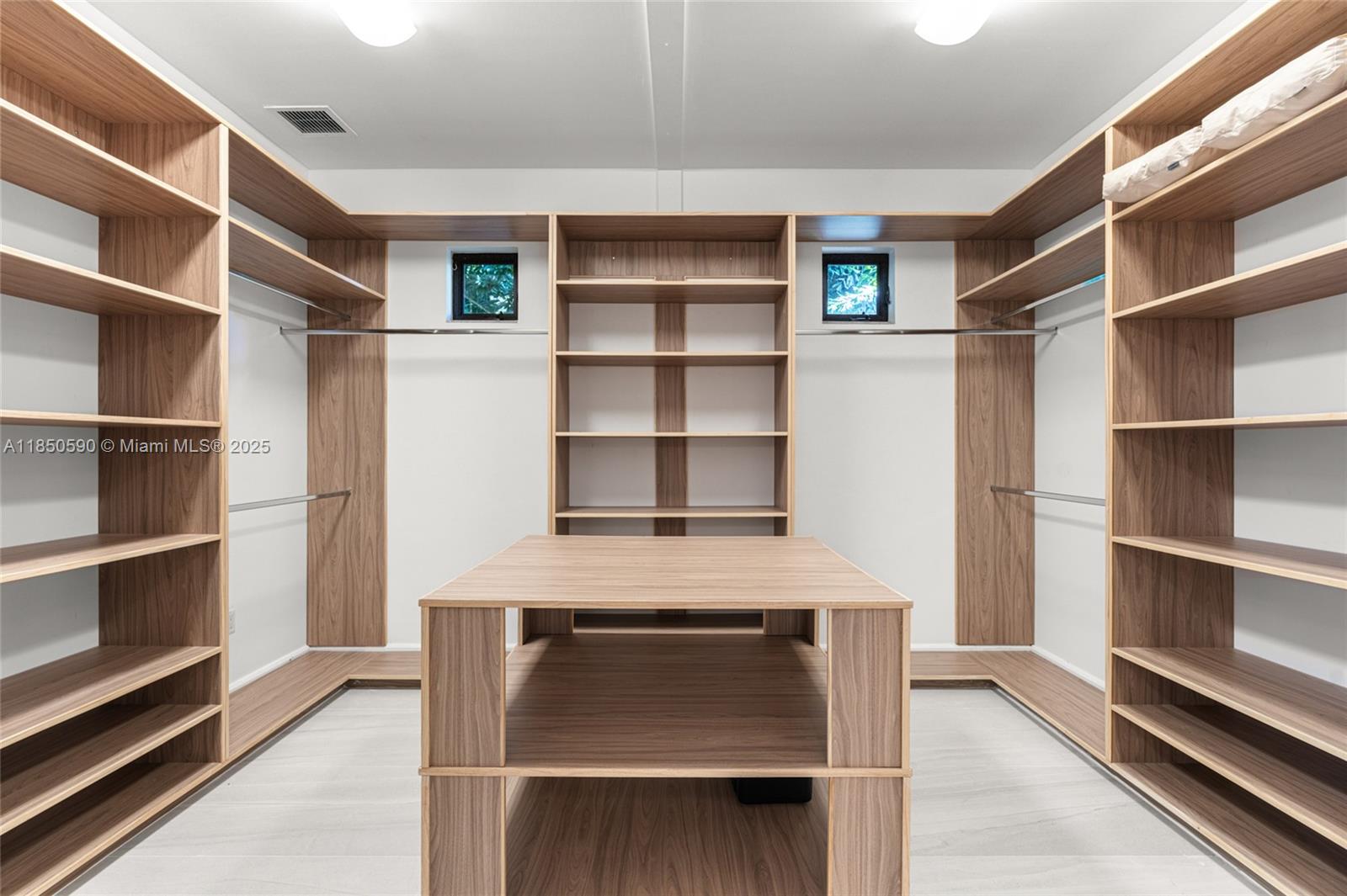 RIDGELINE ESTATES - Residential