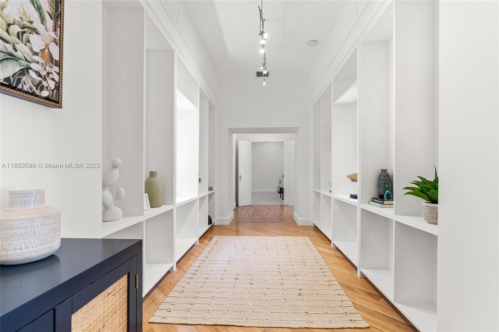 RIDGELINE ESTATES - Residential