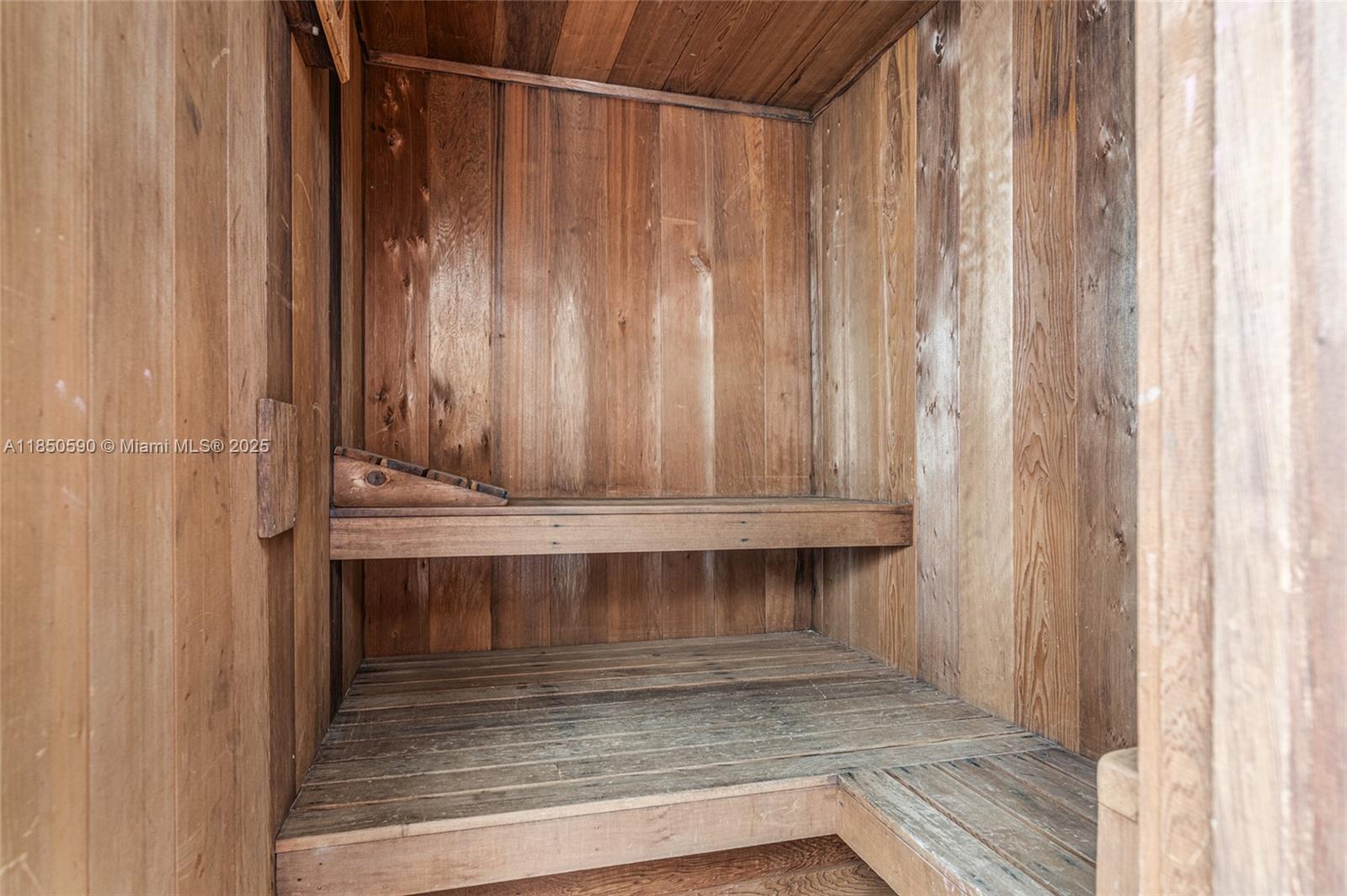 RIDGELINE ESTATES - Residential