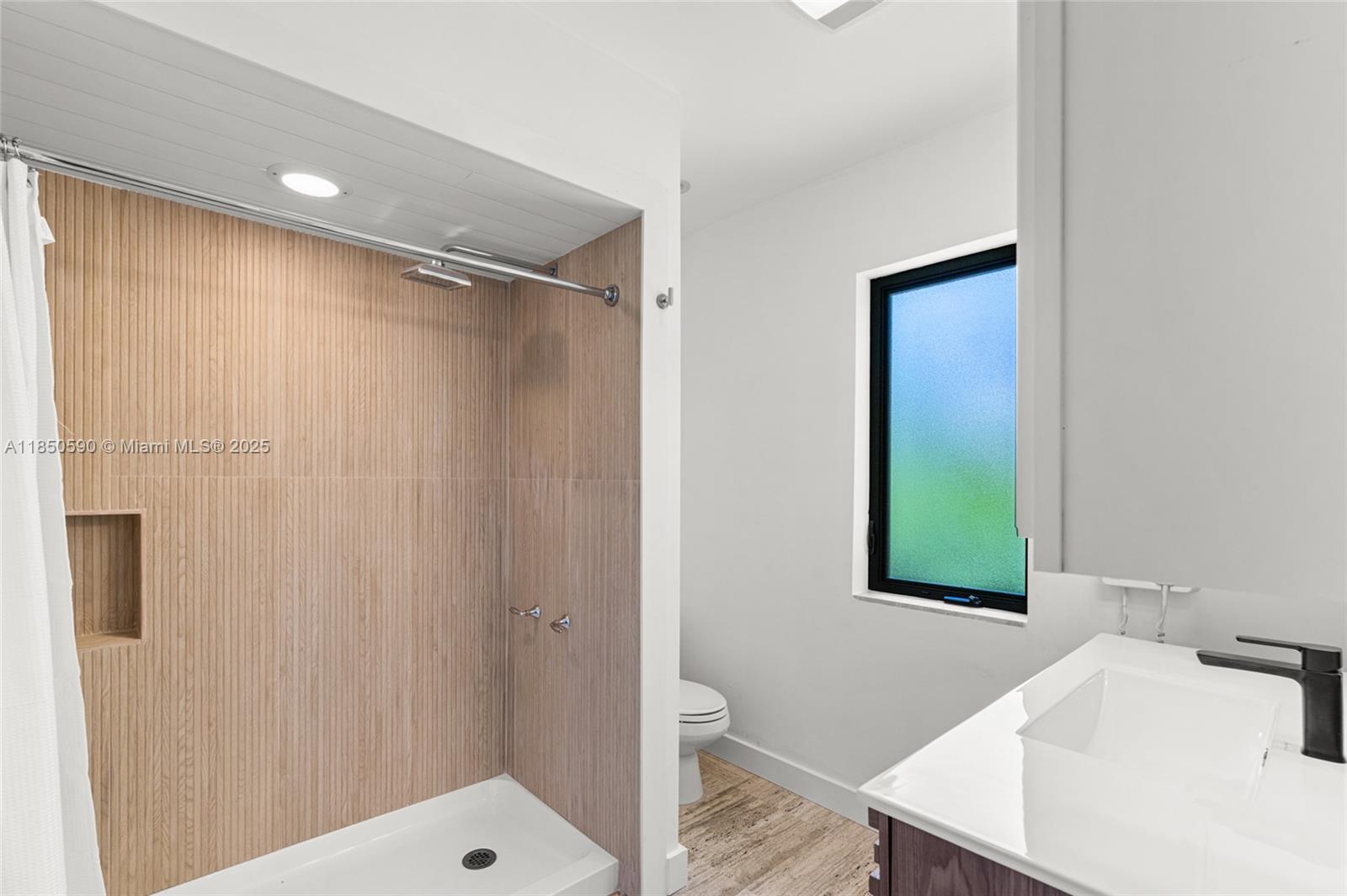 RIDGELINE ESTATES - Residential