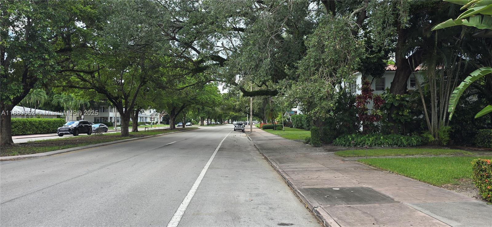 COCONUT GROVE SEC PART 1 - Residential Lease