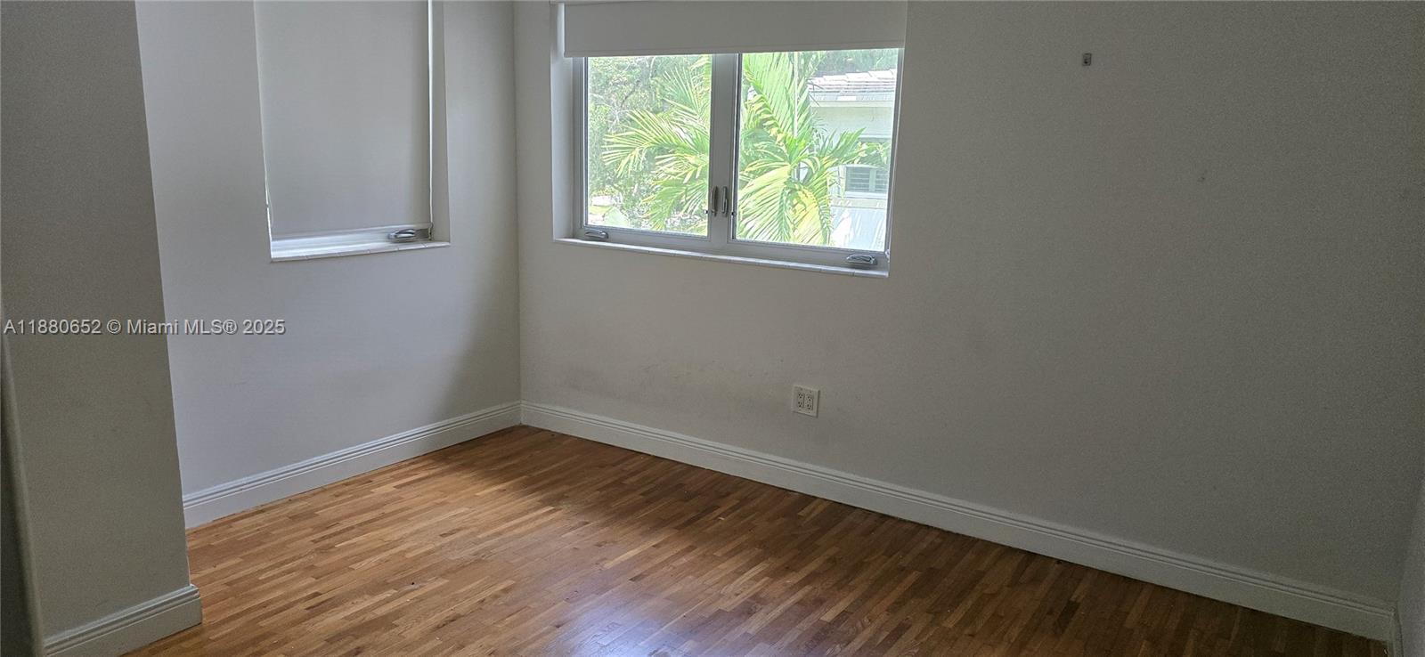 COCONUT GROVE SEC PART 1 - Residential Lease