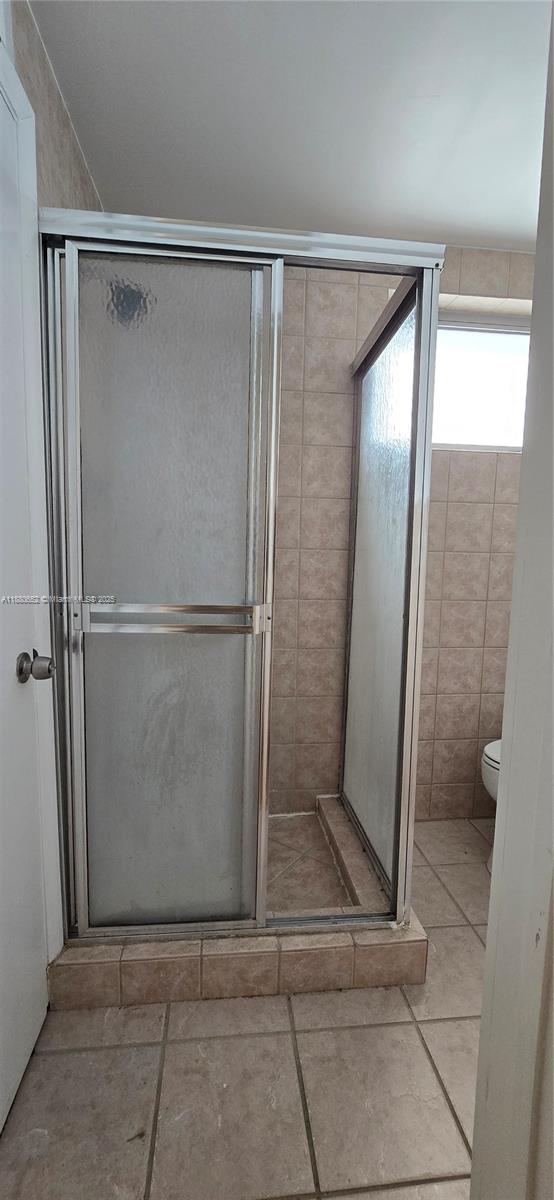 COCONUT GROVE SEC PART 1 - Residential Lease