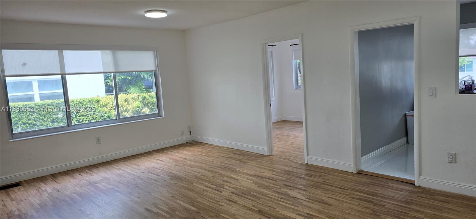 COCONUT GROVE SEC PART 1 - Residential Lease