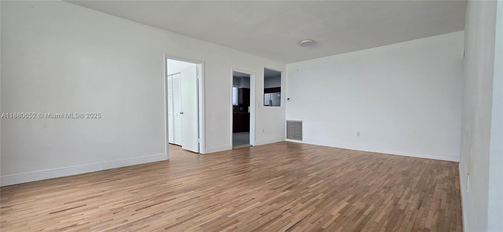 COCONUT GROVE SEC PART 1 - Residential Lease