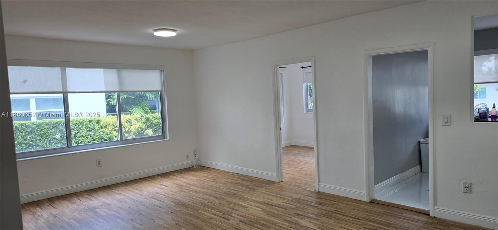 COCONUT GROVE SEC PART 1 - Residential Lease