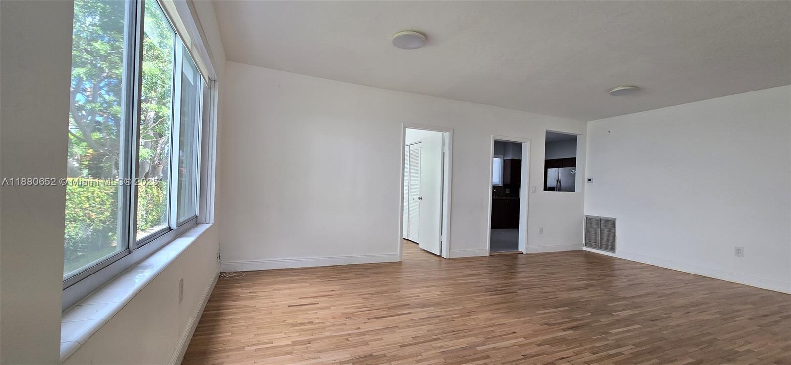 COCONUT GROVE SEC PART 1 - Residential Lease