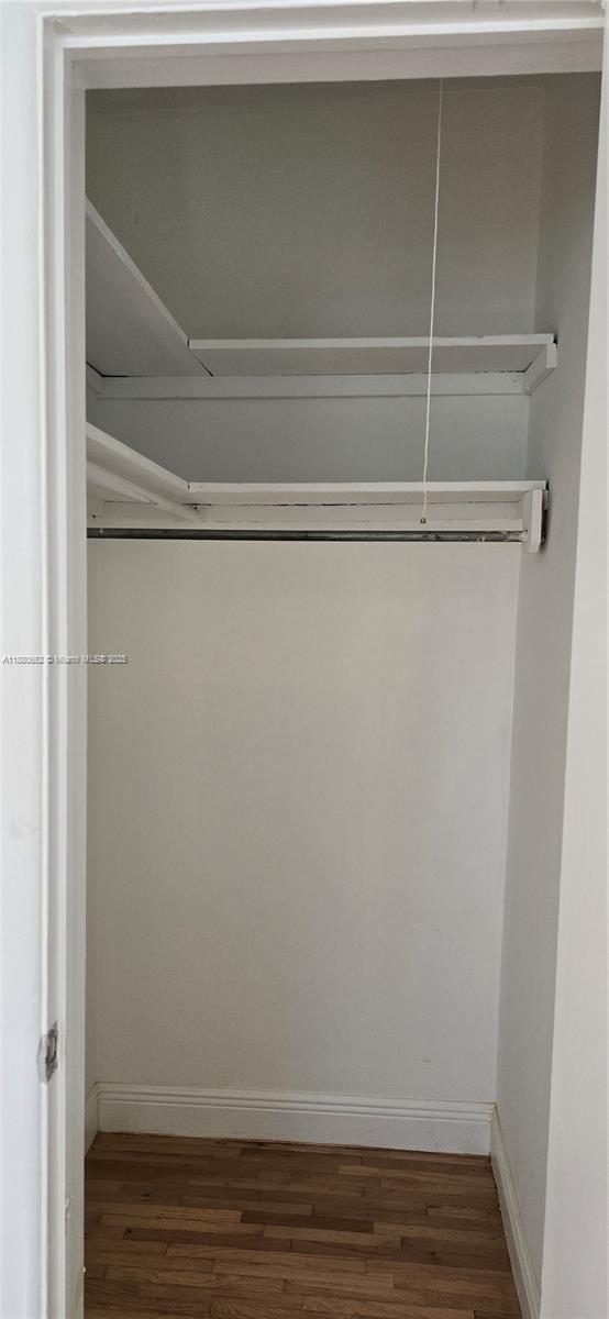 COCONUT GROVE SEC PART 1 - Residential Lease