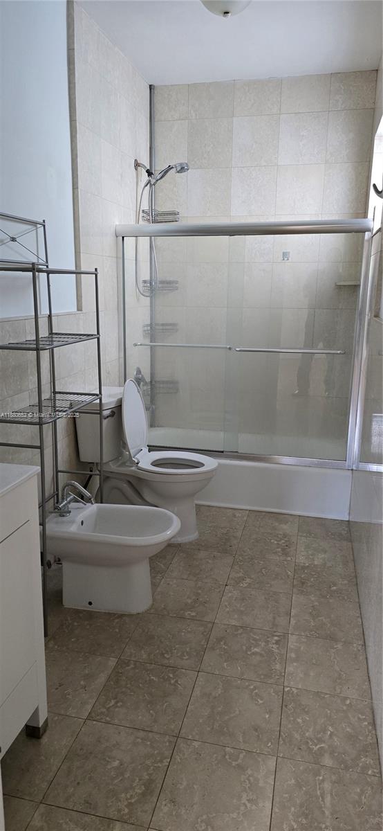 COCONUT GROVE SEC PART 1 - Residential Lease