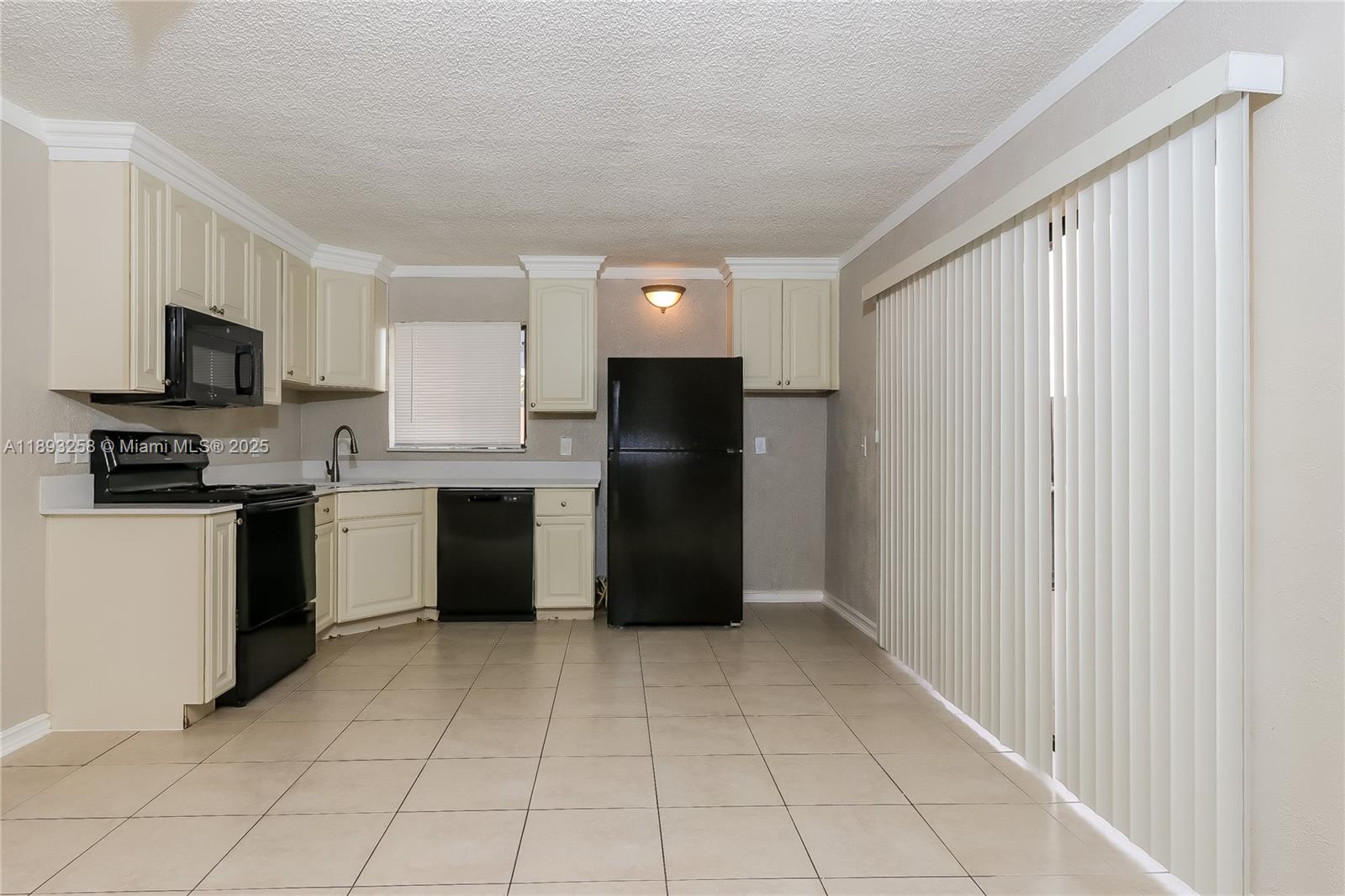 LAKE COLONY PH 1 - Residential Lease