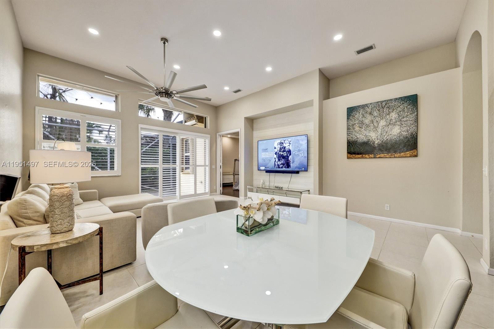 HERON BAY FOUR - Residential