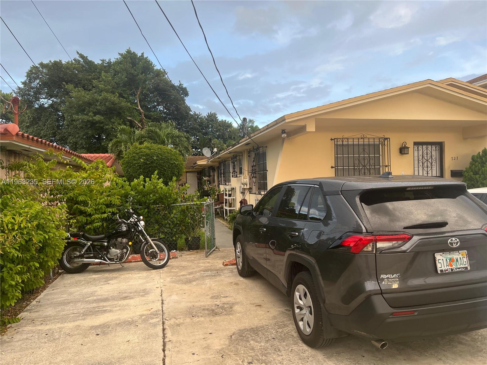 COMFORT GARDENS - Residential Income