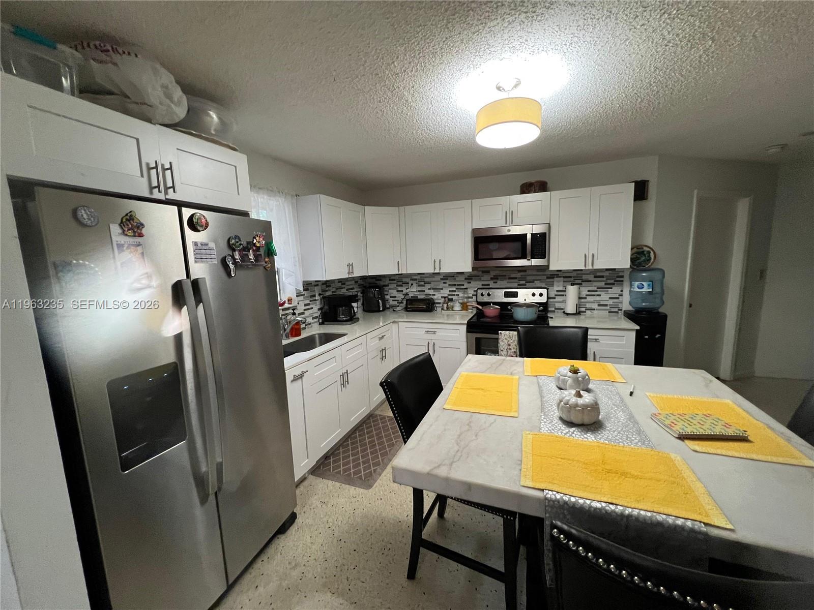 COMFORT GARDENS - Residential Income