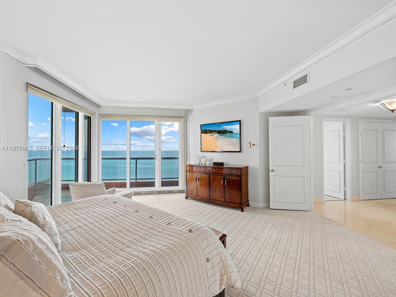 PALMS TOWER TWO CONDO - Residential Lease