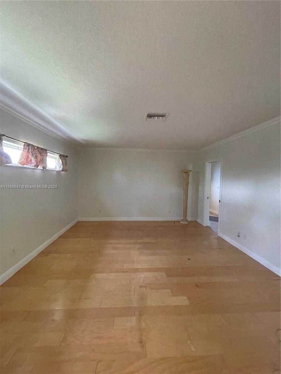 HOLLYWOOD GOLF ESTATES SE - Residential Lease
