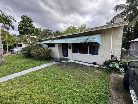 140 NE 193rd Ter Miami FL 33179