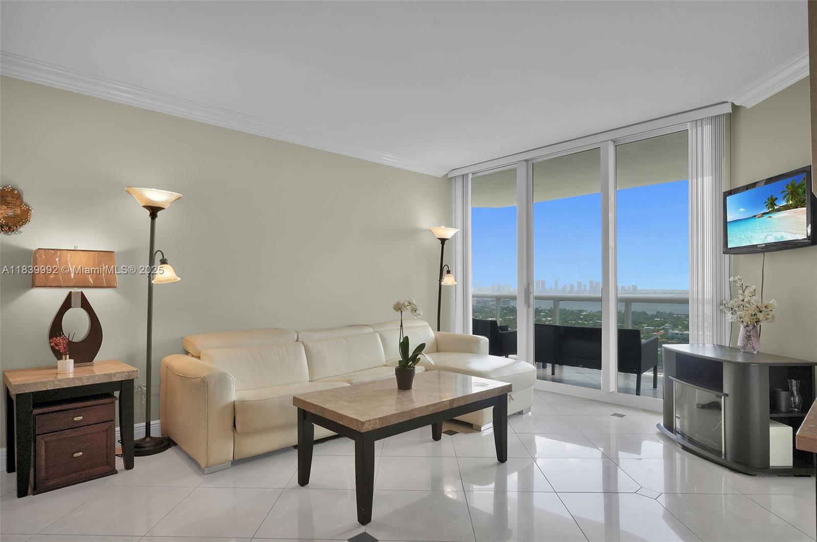 BLUE DIAMOND CONDO - Residential Lease