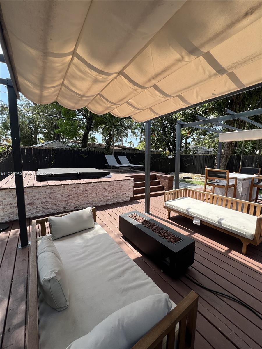 RIVERSIDE ESTATES ADD REV - Residential