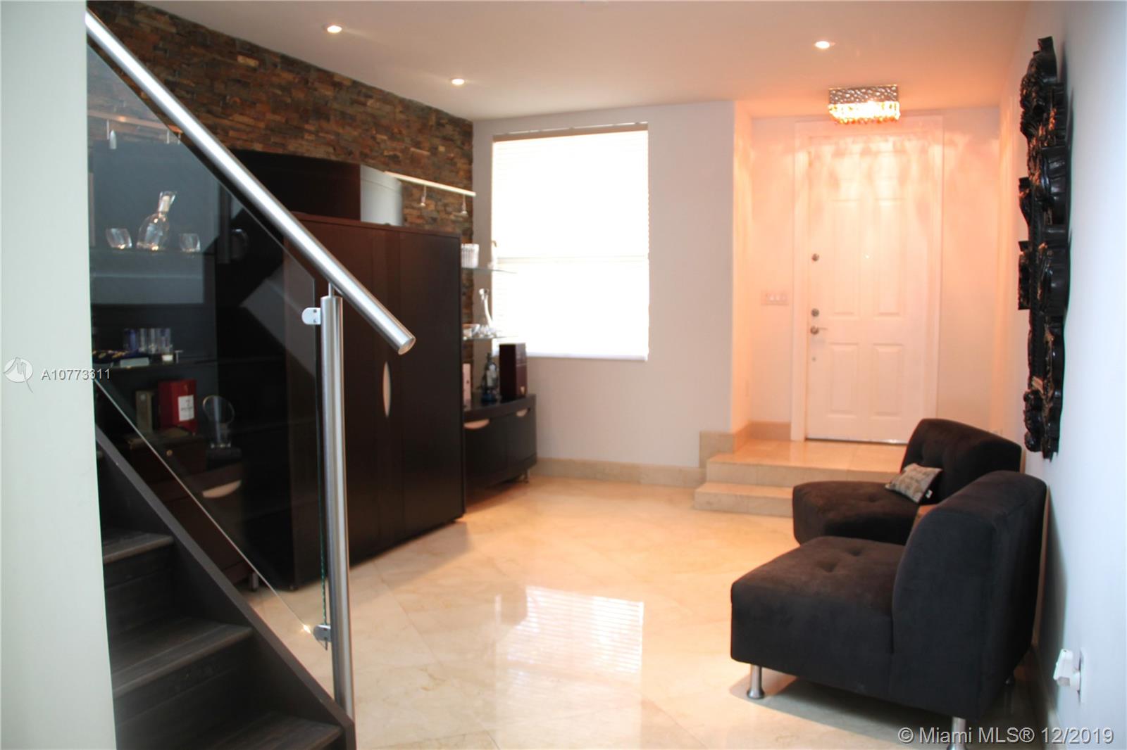 AVENTURA LAKES - PHASE II - Residential