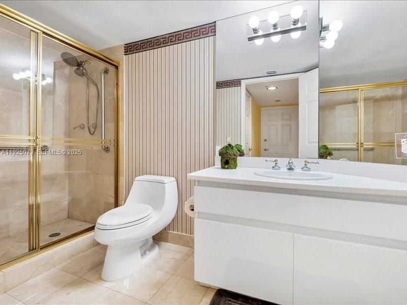 SANDS POINTE OCEAN BEACH - Residential