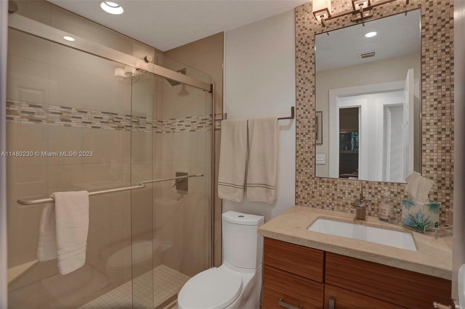 EASTERN SHORES 1ST ADDN - Residential