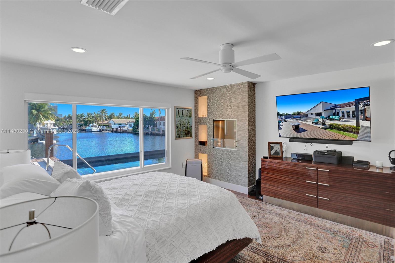 EASTERN SHORES 1ST ADDN - Residential