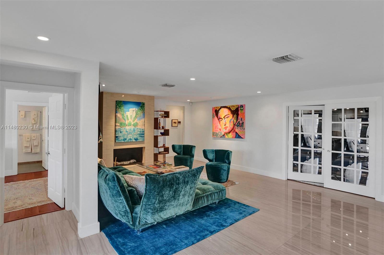 EASTERN SHORES 1ST ADDN - Residential