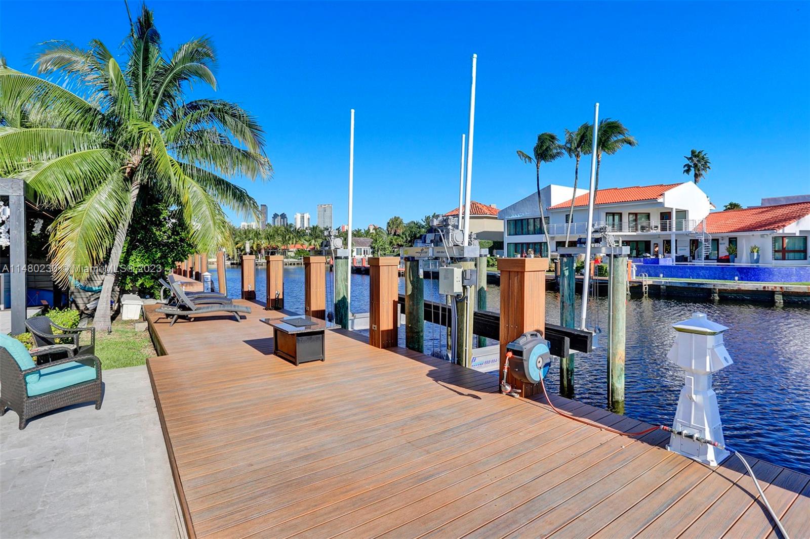 EASTERN SHORES 1ST ADDN - Residential