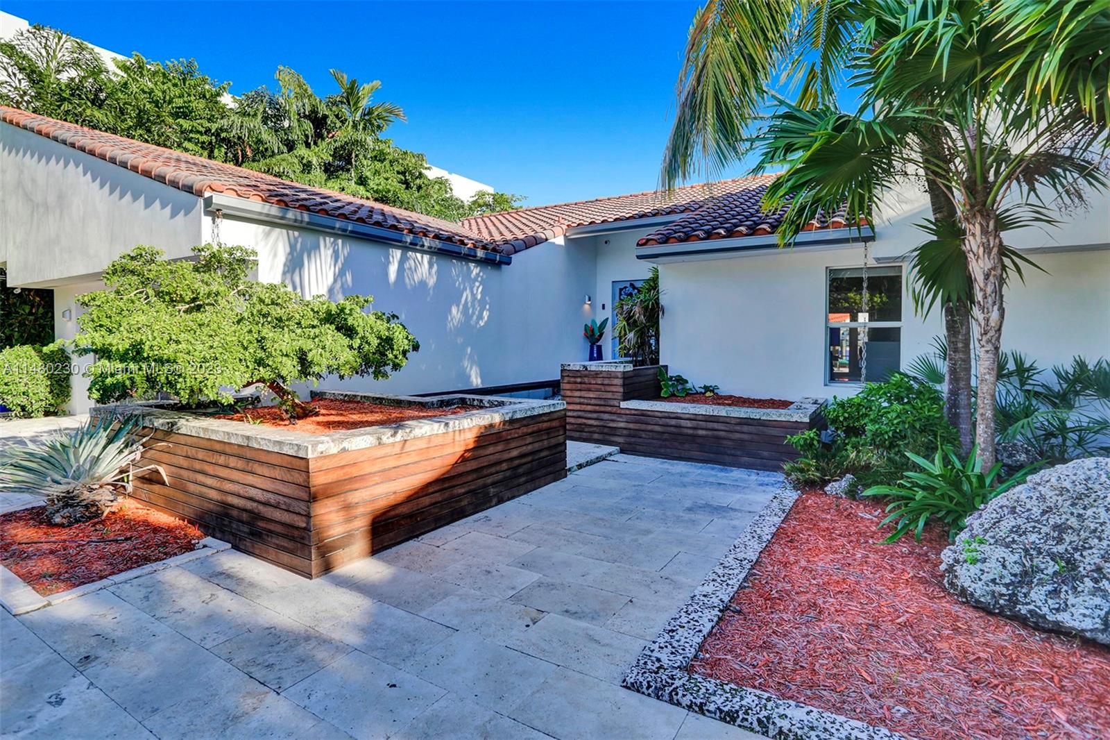 EASTERN SHORES 1ST ADDN - Residential