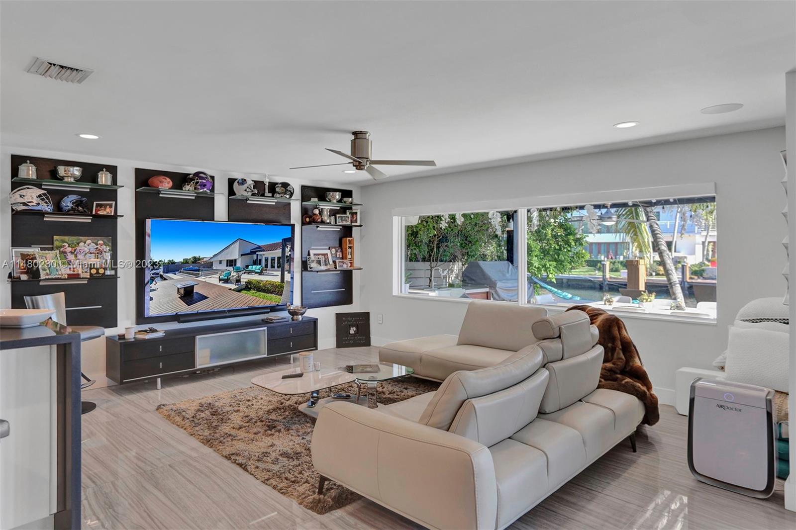 EASTERN SHORES 1ST ADDN - Residential