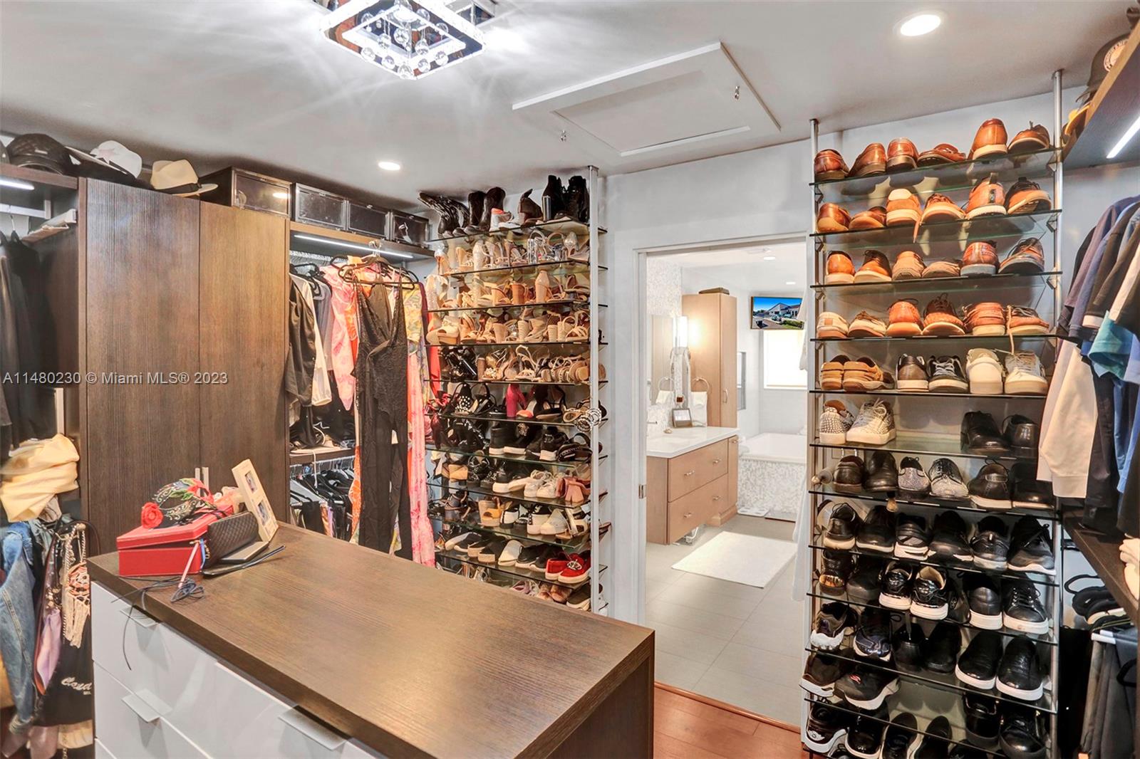 EASTERN SHORES 1ST ADDN - Residential