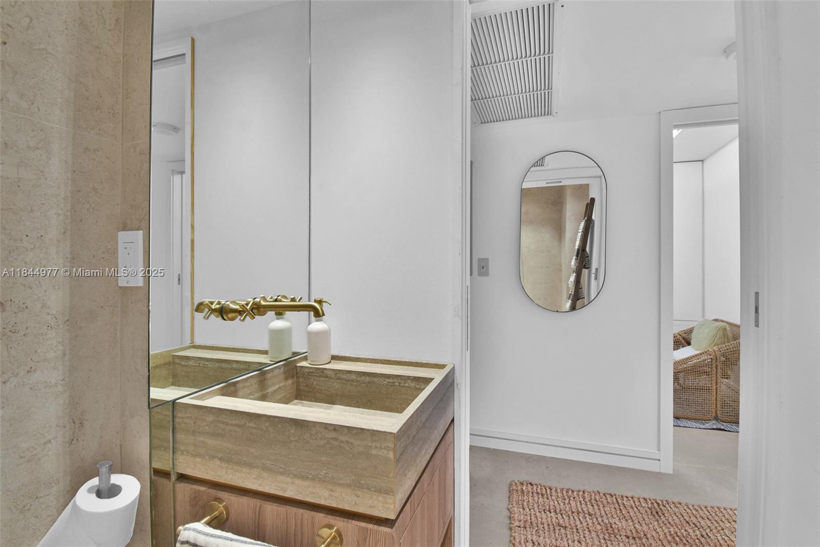 RONEY PALACE CONDO - Residential