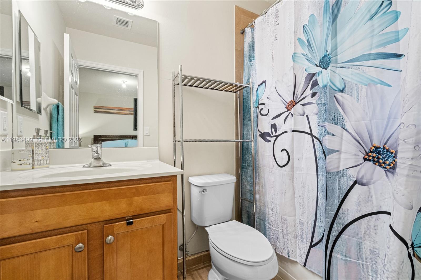 THE COURTS AT BAYSHORE I - Residential