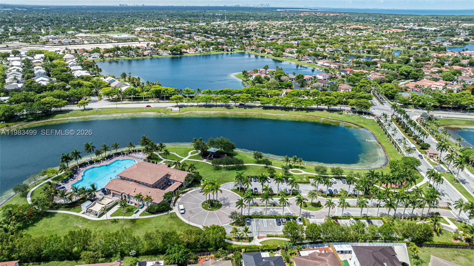 THE COURTS AT BAYSHORE I - Residential