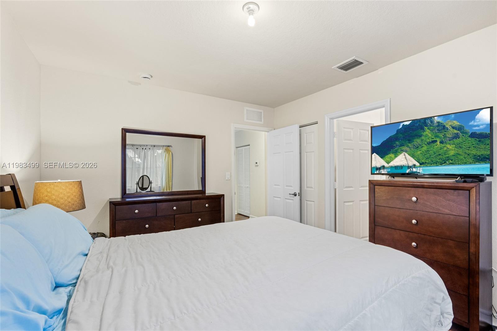 THE COURTS AT BAYSHORE I - Residential