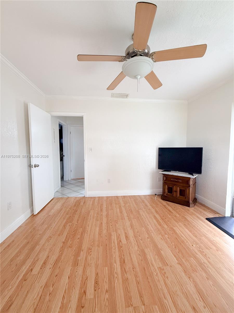 SUNSET ISLES SEC 4 - Residential Lease