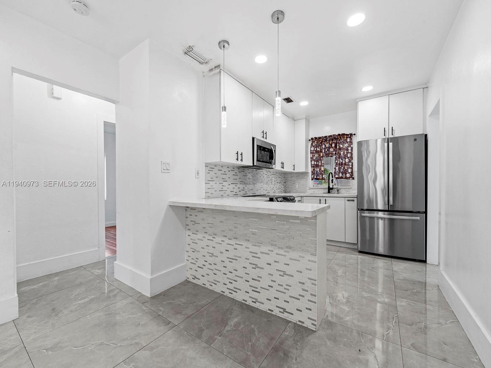 WEST END PARK AMD PL - Residential Income