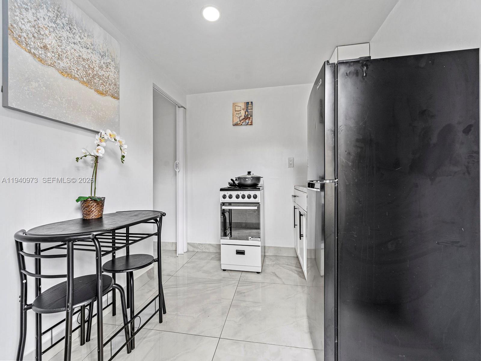 WEST END PARK AMD PL - Residential Income