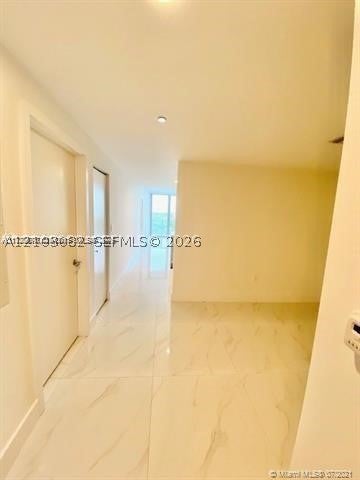 16385 Biscayne Blvd 702